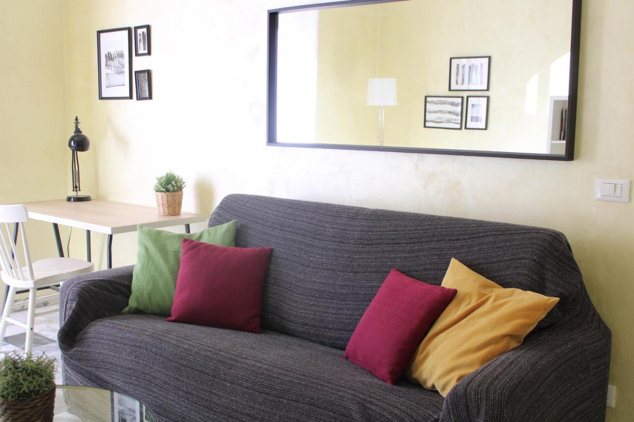 Appartamento Re Di Roma/Cozy Flat For Six Persons Kültér fotó