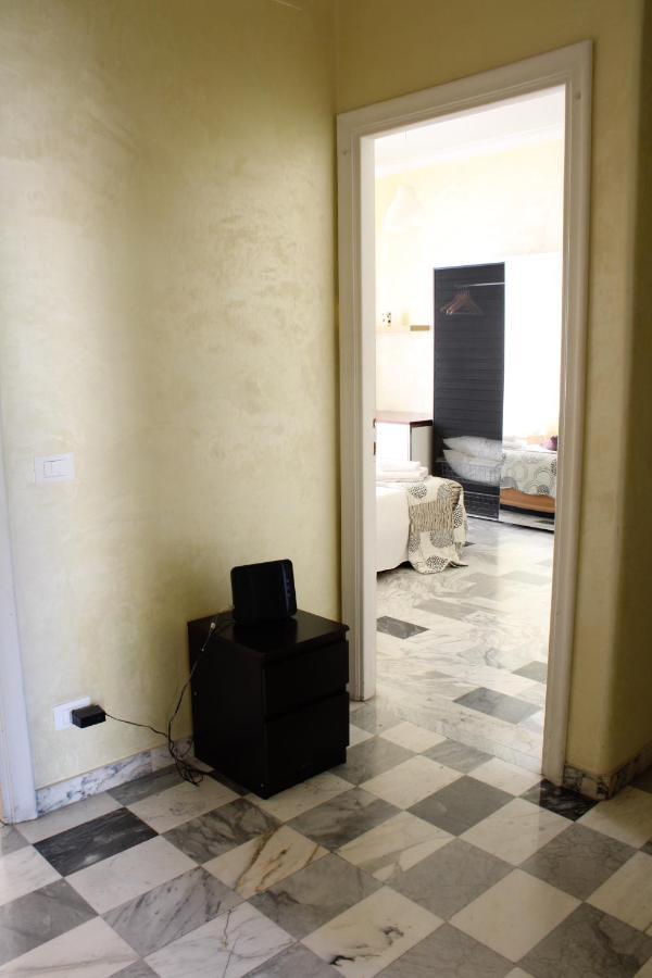 Appartamento Re Di Roma/Cozy Flat For Six Persons Kültér fotó